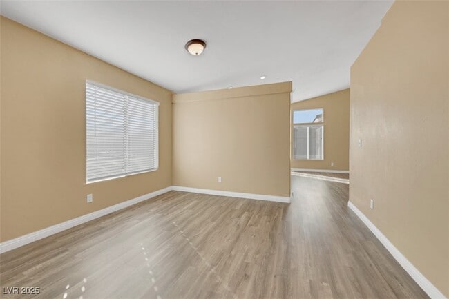 Building Photo - 2329 Avery Dr