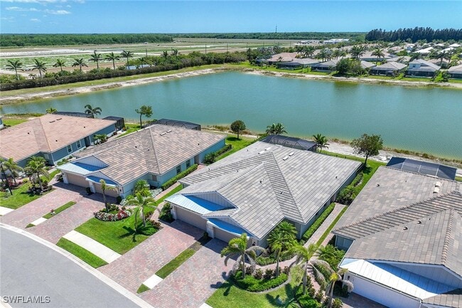 Building Photo - 14799 Edgewater Cir