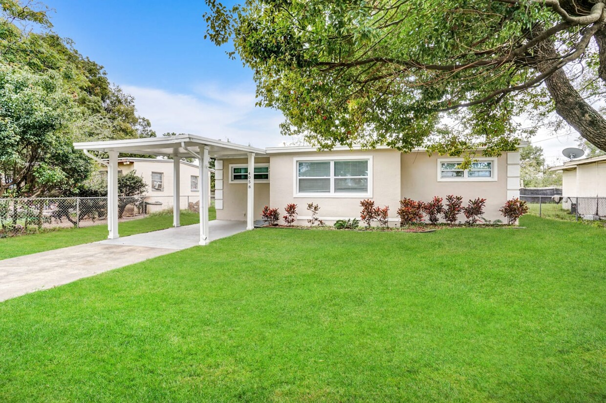 Foto principal - 4058 Ferrow St