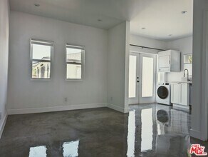 Building Photo - 1731 Franklin St