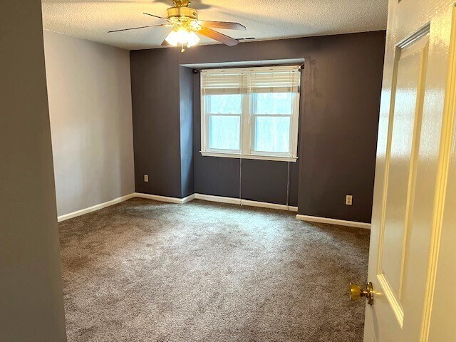 Building Photo - 74 Tennis Plaza Rd