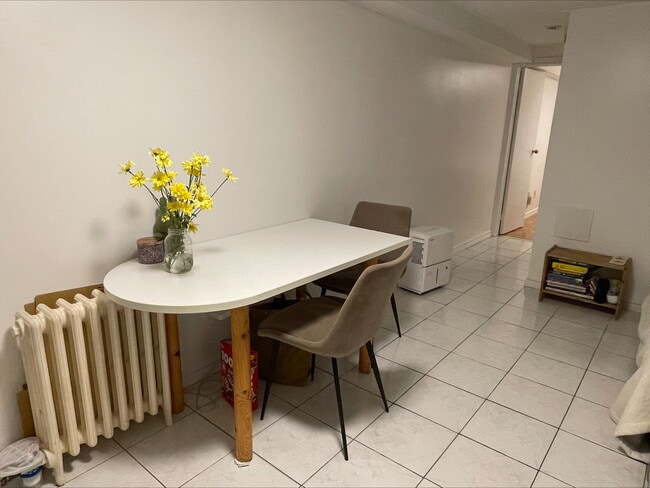 Photo du bâtiment - Ossington-Harbord and College