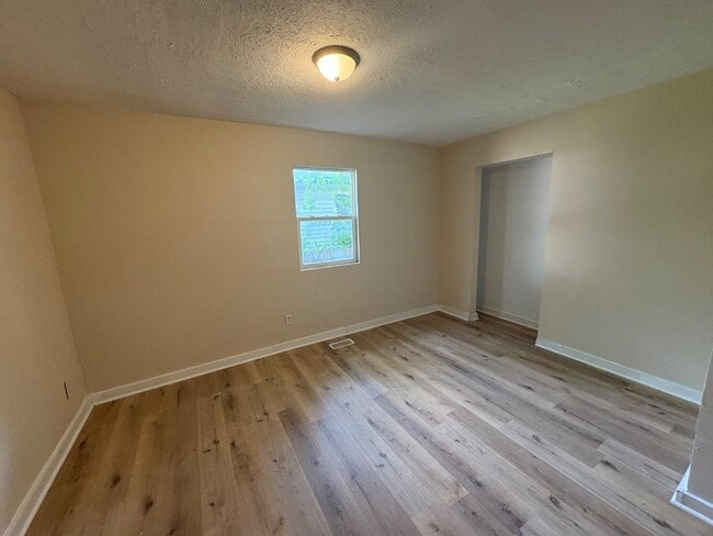 Building Photo - 401 Harlan St