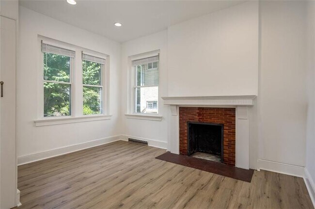 Building Photo - 799 Piedmont Ave NE