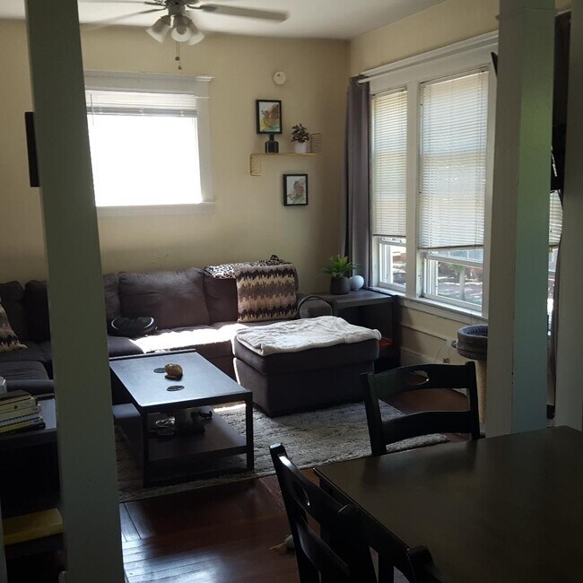 161 Nicoll St Unit 2R, New Haven, CT 06511 Apartments in New Haven