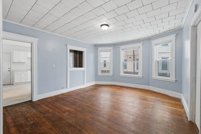 Building Photo - 64-64 Rowe Ave