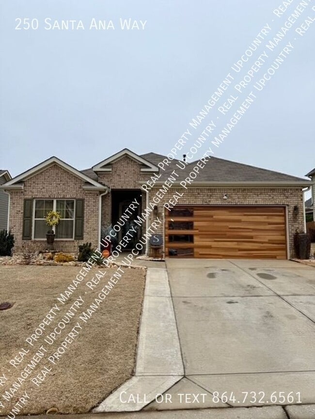 Building Photo - 250 Santa Ana Wy