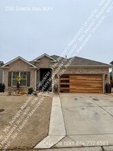 Building Photo - 250 Santa Ana Wy