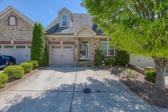 Building Photo - 5015 Wyngate Village Dr