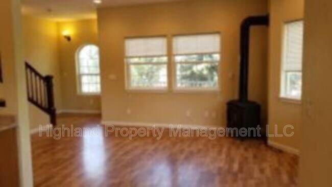 Foto del edificio - 1245 NE Williams St