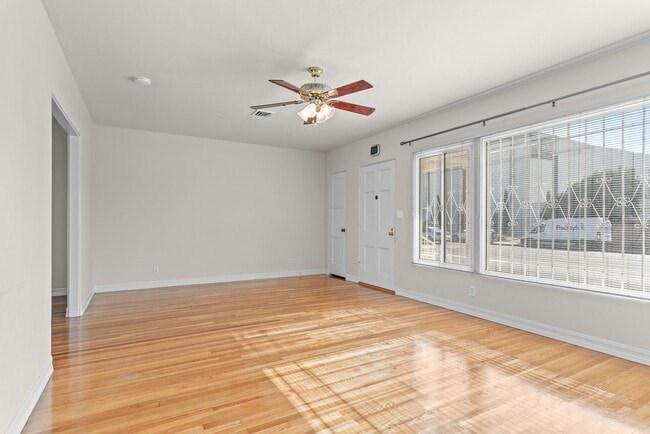 Building Photo - 3BR Home with Large Backyard Near SDSU