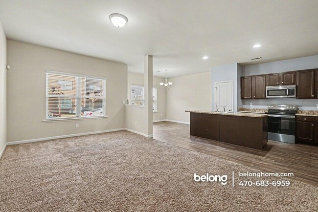 Building Photo - 3335 Blue Springs Walk