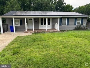 Building Photo - 2327 Woodberry Dr