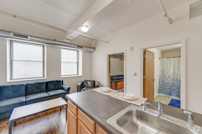 1HAB, 1BA - The Lofts @ 5 Lyon