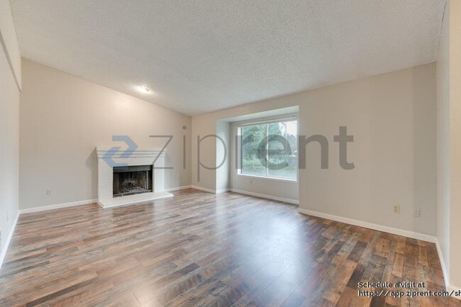 Foto del edificio - 16814 10th Ave Ct E