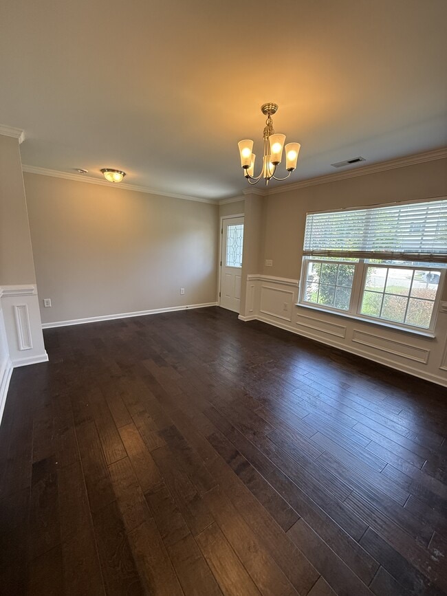 Building Photo - 6855 Coopers Hawk Trail