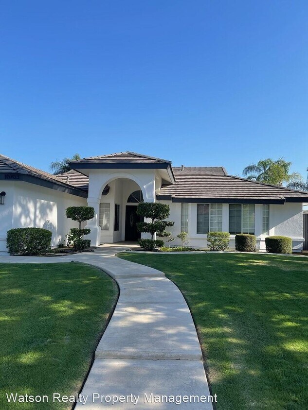 10703 Iron Creek Ave, Bakersfield, CA 93312 House Rental in Bakersfield, CA