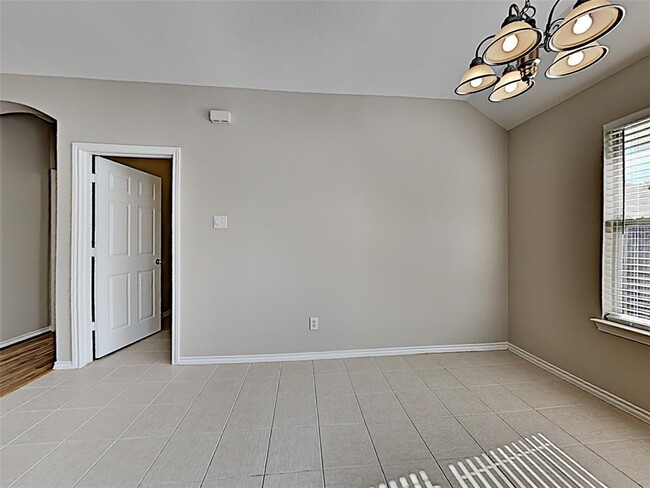 Building Photo - 4636 Wolf Ridge Way