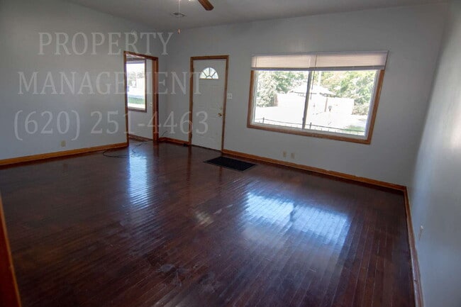 Building Photo - 812 Siggins St