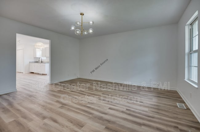 Building Photo - 1718 16th Ave N