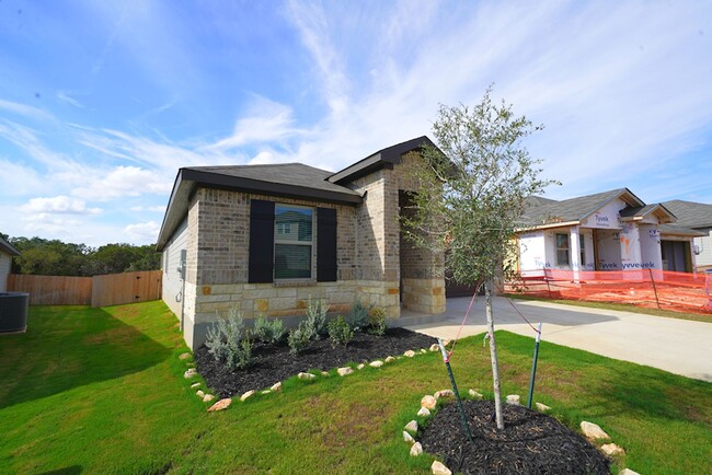 Building Photo - Beautiful New Build in Lark Canyon New Bra...