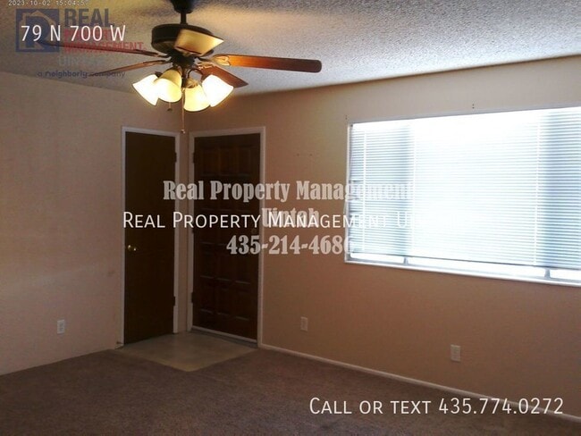 Building Photo - Cute 2 bedroom 1 bath room apartment.