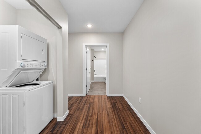 2 Bedroom 2B-6 Entry - Cannery Square