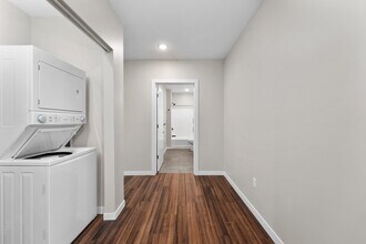 2 Bedroom 2B-6 Entry - Cannery Square