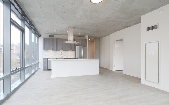 Foto del edificio - 452 W Belmont Ave