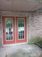 Building Photo - 713 Springfield Rd