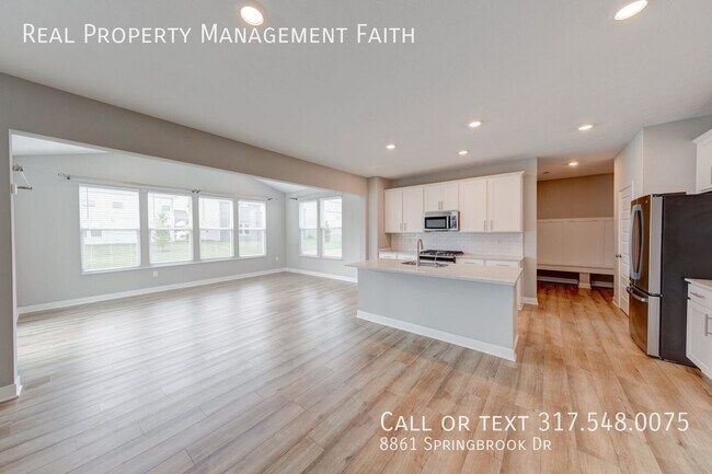 Foto del edificio - 8861 Springbrook Dr