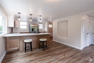 Building Photo - 5252 Arbor Rd