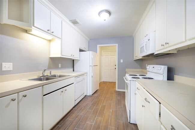 Foto del edificio - 100 Artesian Way