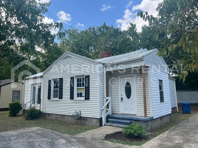 Building Photo - Home for rent in Birmingham! 1 MONTH FREE ...