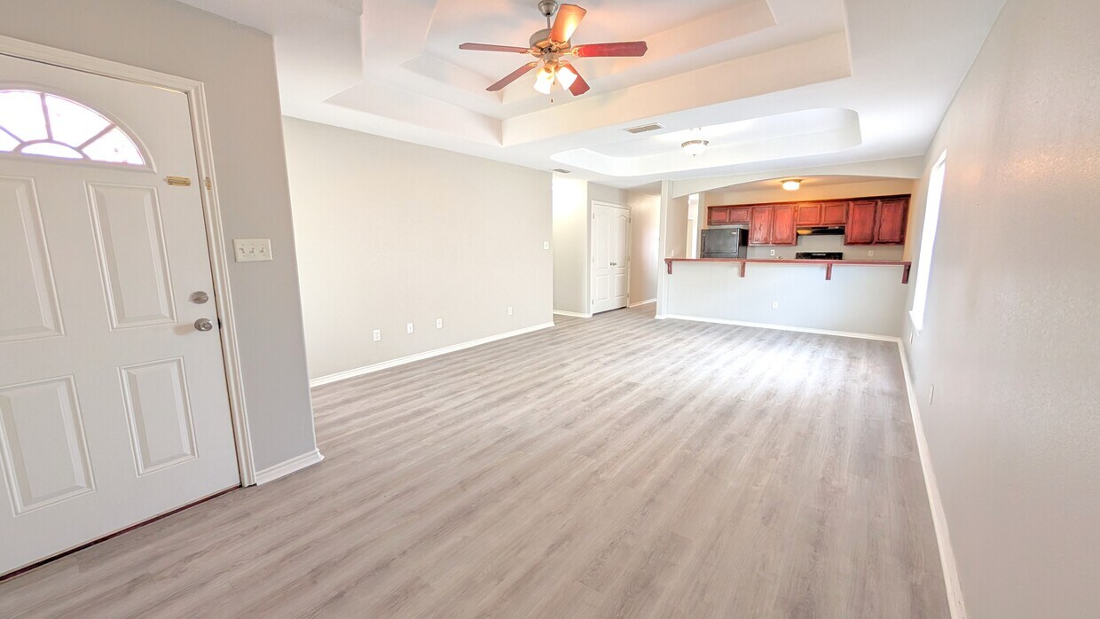 Foto principal - 3601 N Arroyo Park Ln