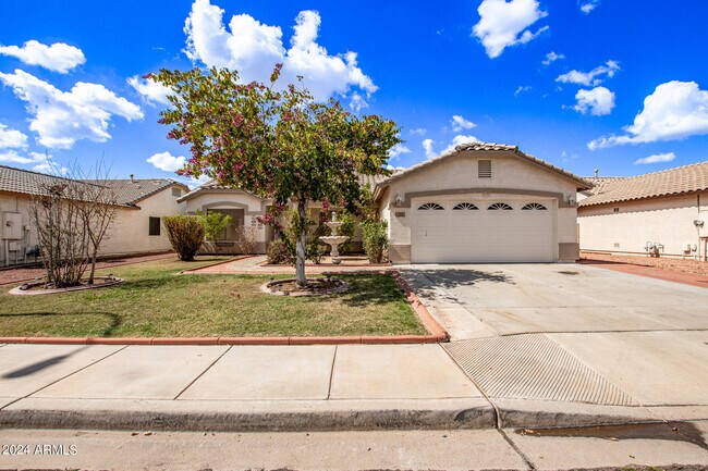 Foto del edificio - 2608 N 105th Dr
