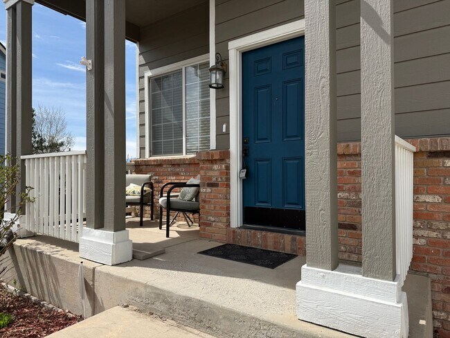 Foto del edificio - Beautiful 3 Bed / 3 Bath Home in Desirable D49!