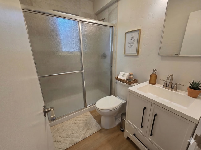 Building Photo - 1211 Gordon Ave