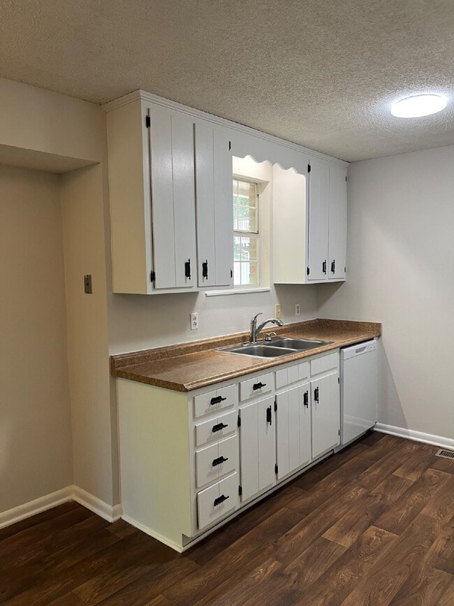 Foto del edificio - 416 Ocala Ct N