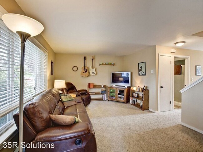 Building Photo - 3 br, 2 bath House - 5632 123rd Ave SE Uni...