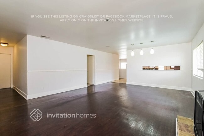 Foto del edificio - 1752 Willowbrook Ln