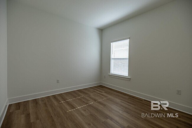 Foto del edificio - 501 Huller Ave