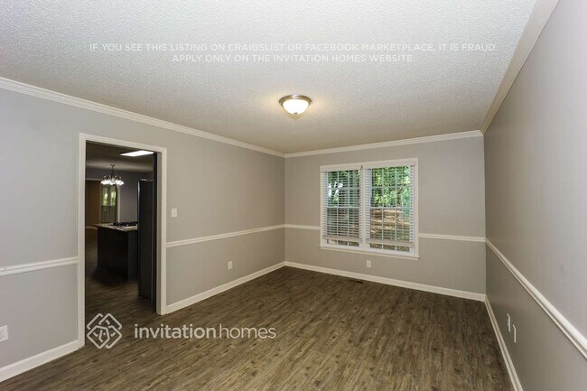 Foto del edificio - 5547 Hurstcliffe Dr NW