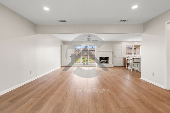 Foto del edificio - 9812 Coppersmith Ln