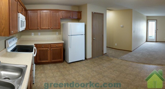Foto del edificio - 914 Fall Meadow Ln