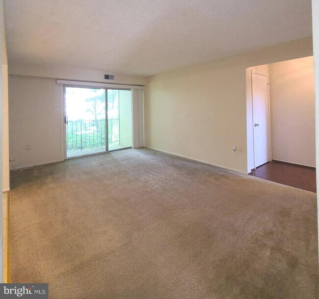 Building Photo - 12228 Stevenson Ct