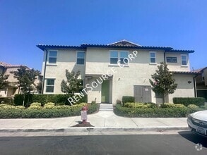 Building Photo - 28624 Jardineras Dr