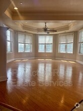Building Photo - 2932 E Virginia Beach Blvd