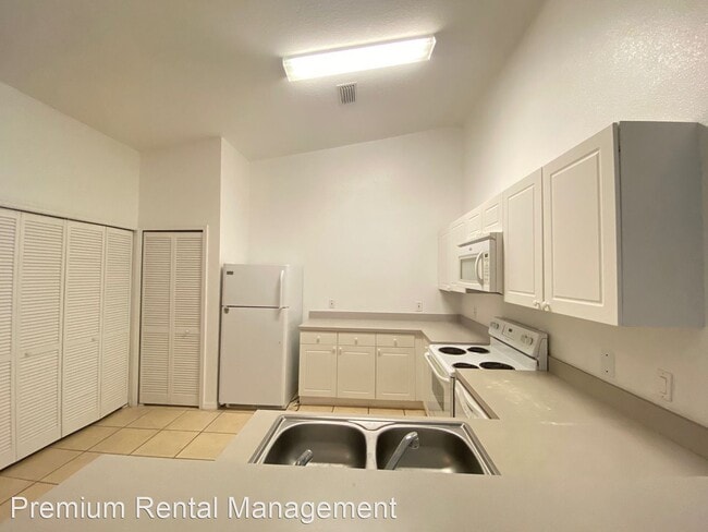 Building Photo - 3 br, 2 bath House - 2810 Club Cortile Cir #B