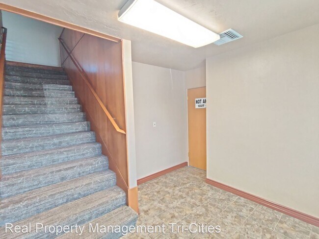 Building Photo - 3 br, 2 bath House - 15 1/2 N Cascade st